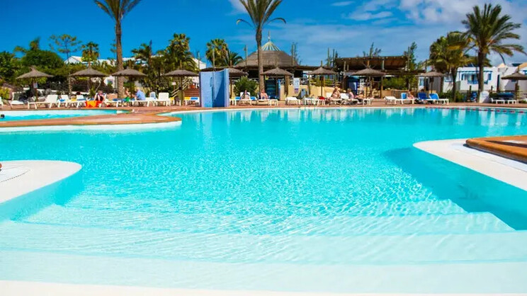 HL Paradise Island Hotel